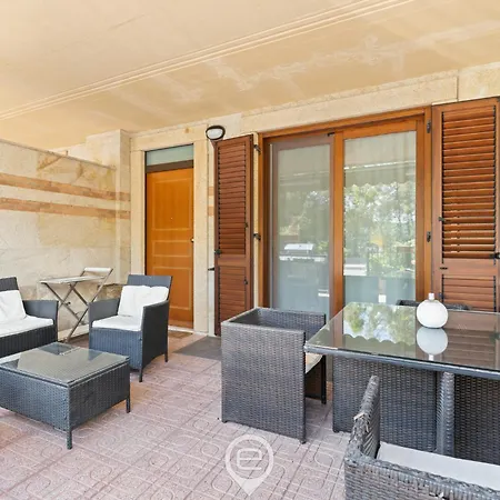 Estay - House Tasia