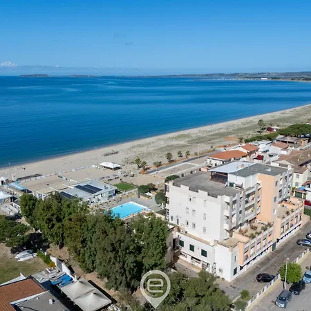 Estay - House Tasia